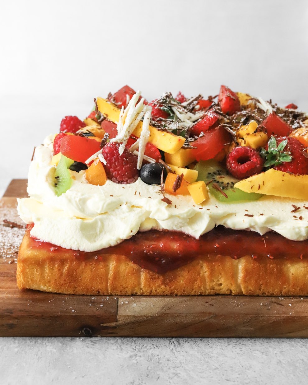 Olenko's Kitchen » Blog Archive » Olenko's Raw-Vegan-Fruit Birthday Cake